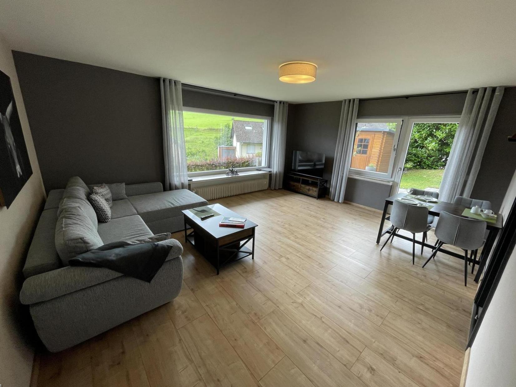 Ferienwohnung Im Wiesenrain Hausen-Wied Εξωτερικό φωτογραφία